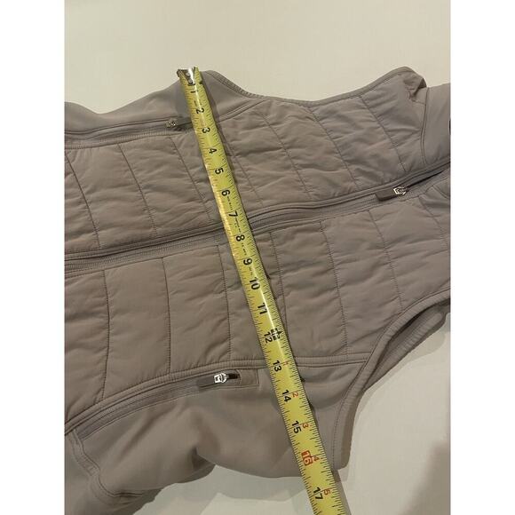 Lululemon Puffer Vest Jacket Removable Hood Size 6 Gray Extra Mile Fleece W/ Bag - Picture 6 of 10